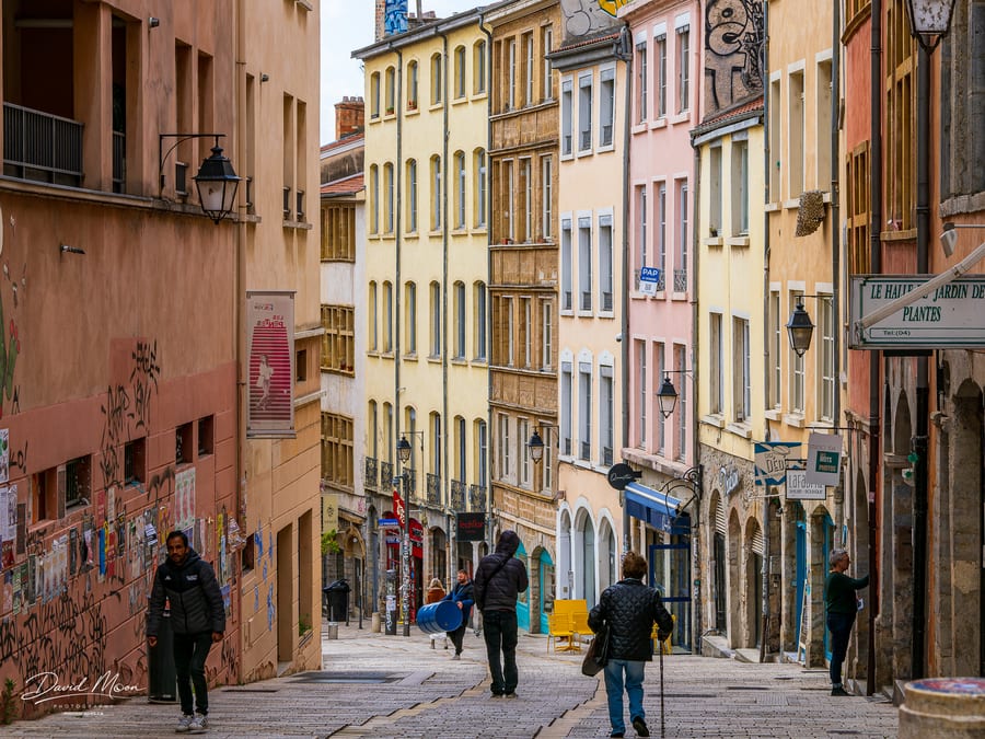 Descending through the Croix-Rousse