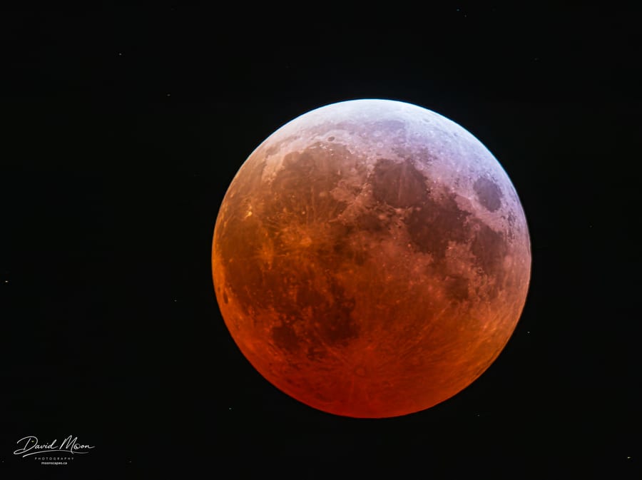 Blood Moon among the Stars