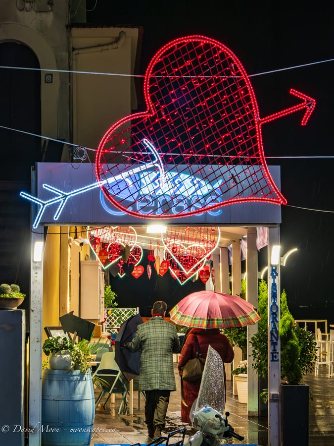 Neon Heart in Vico Equense