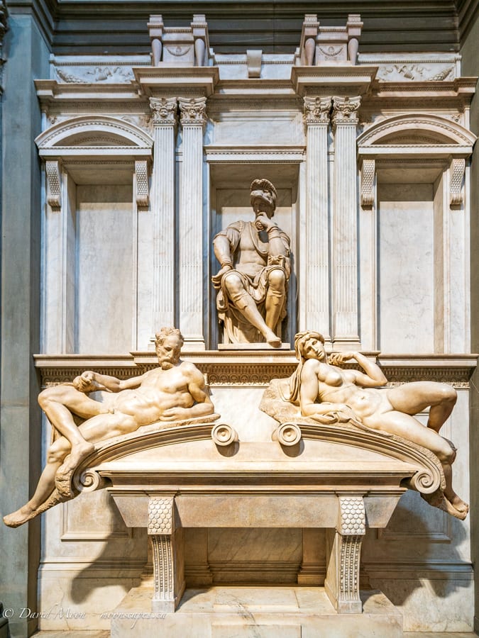 Tomb of Giuliano de' Medici in the New Sacristy