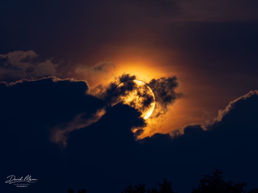 Sturgeon Full Moon August 2025